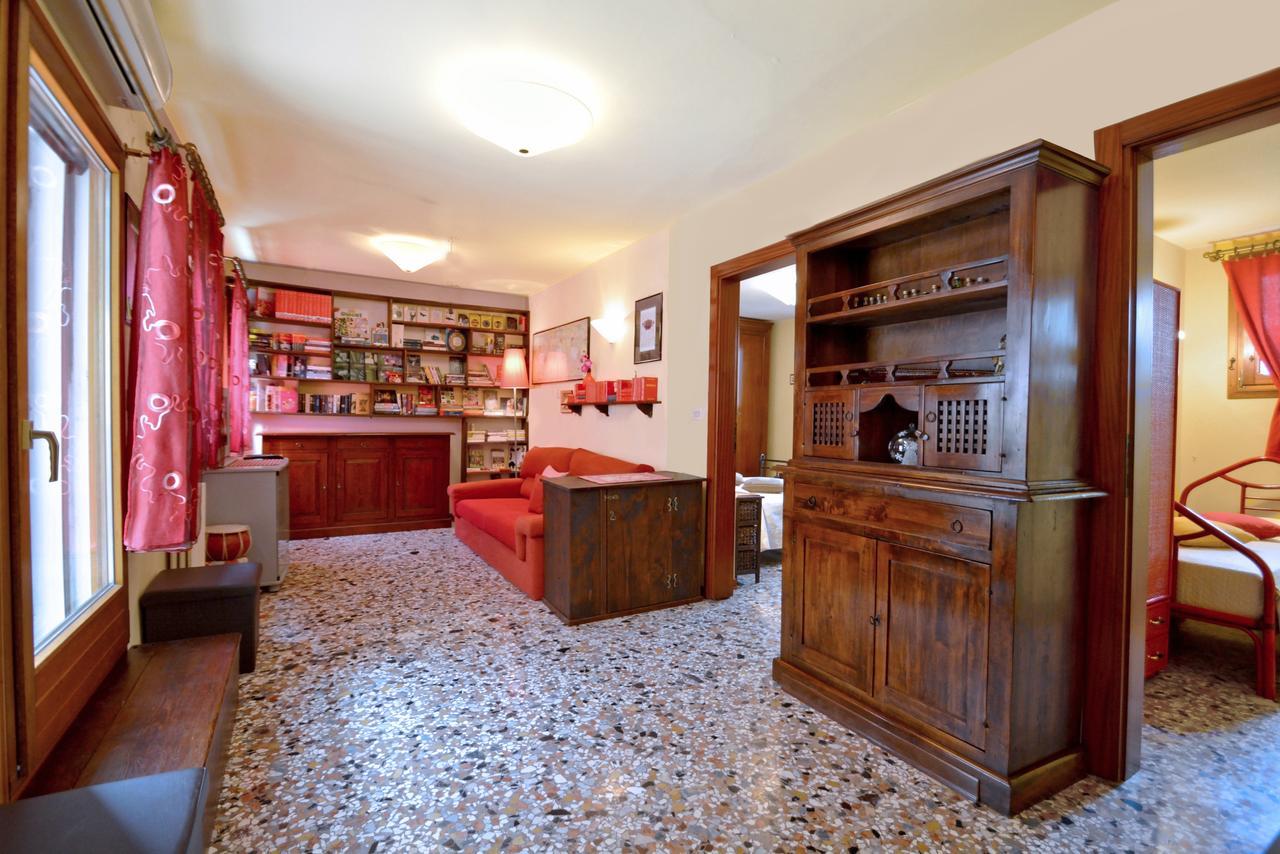 Ve.N.I.Ce Cera Casa Della Zia Apartment เวนิส ภายนอก รูปภาพ
