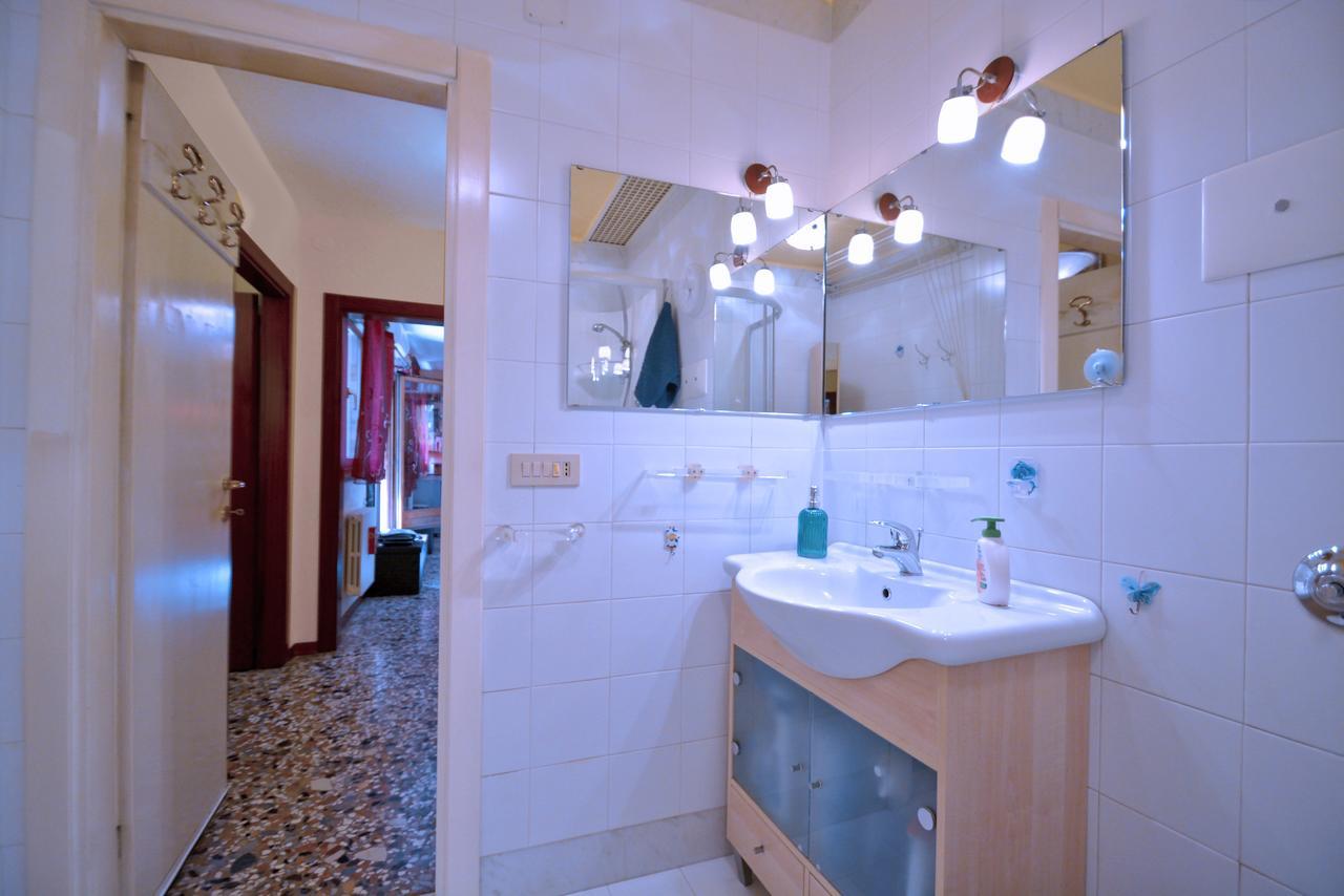 Ve.N.I.Ce Cera Casa Della Zia Apartment เวนิส ภายนอก รูปภาพ