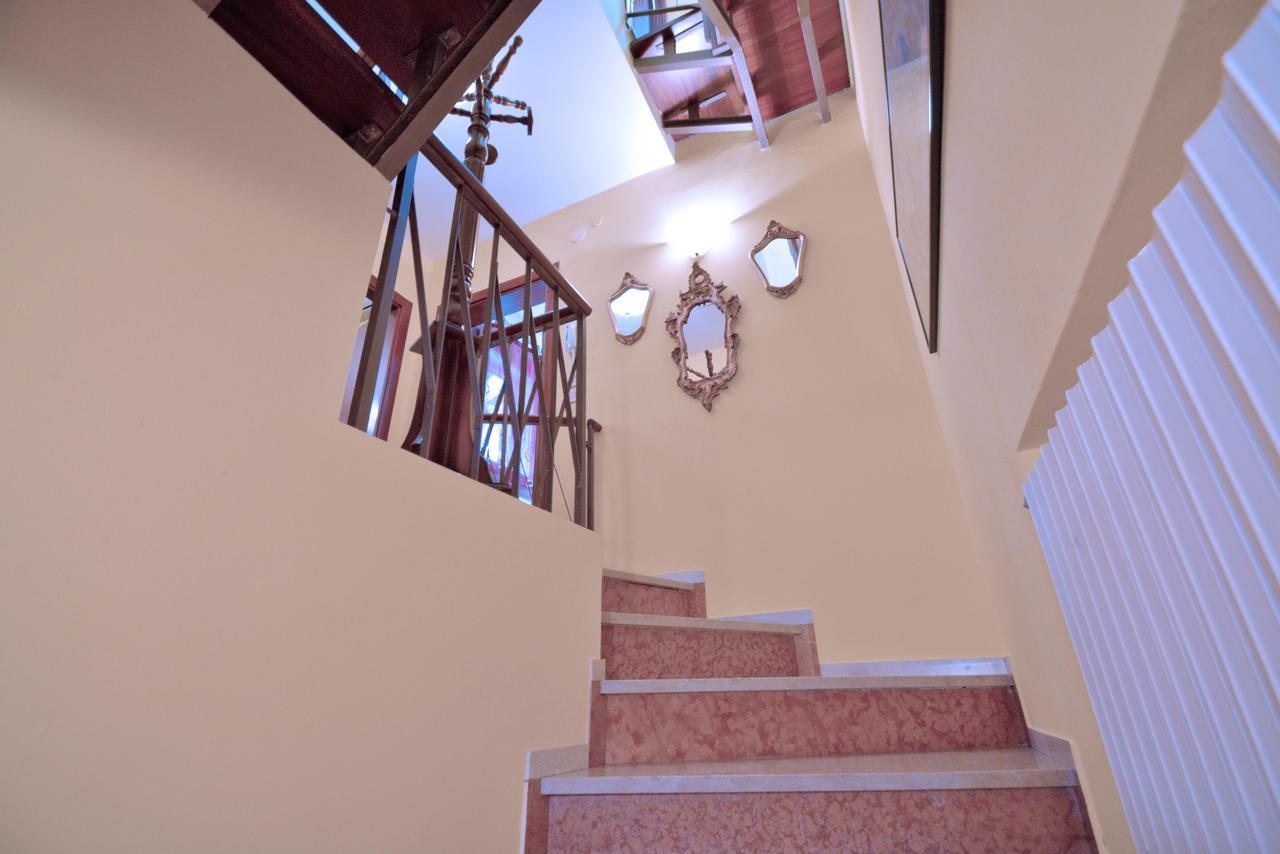 Ve.N.I.Ce Cera Casa Della Zia Apartment เวนิส ภายนอก รูปภาพ